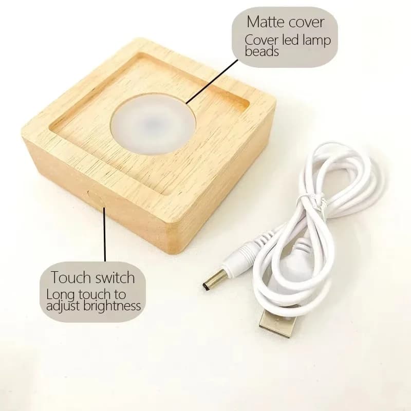 Čtvercová základna lampy z kaučukového dřeva s USB nabíjením