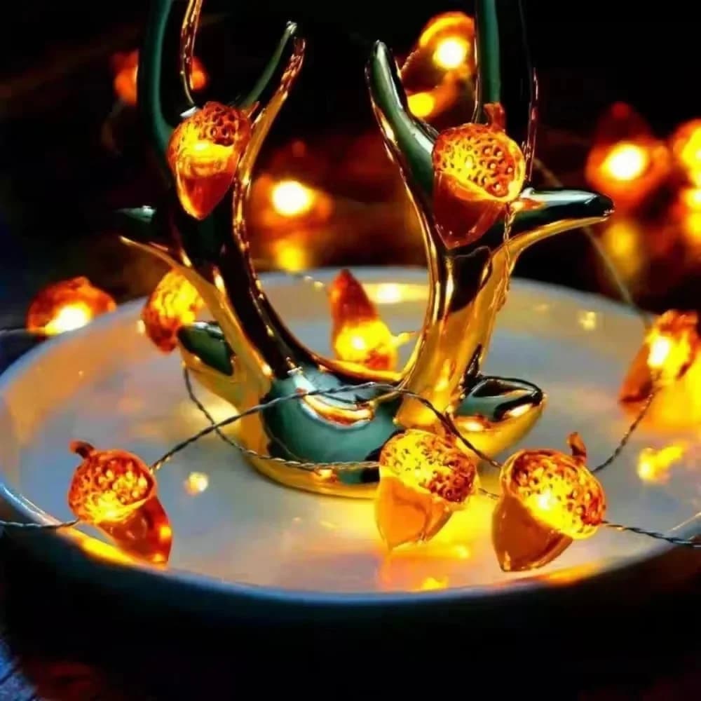 Vodotěsné LED řetězové světla s 3D žaludy, teplá bílá